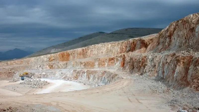 Başkan Tugay: “Bakanlık onay verirse İzmir’in çöp sorunu kökten çözülecek”