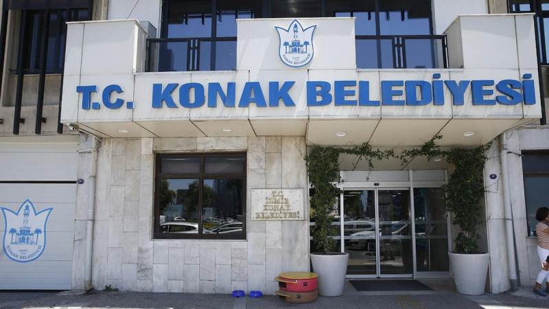 Konak Belediyesi’ne yönelik dev operasyon: 4 gözaltı!
