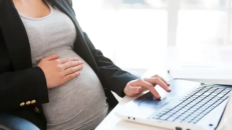 Kadın çalışanlar için yeni doğum izni düzenlemesi yolda