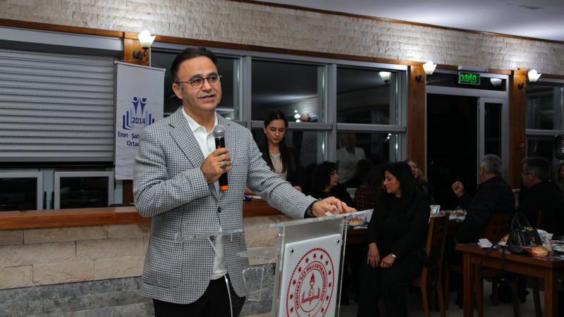 İzmir’de eğitim camiası “Maarifin Kalbinde Ramazan” etkinliğinde buluştu