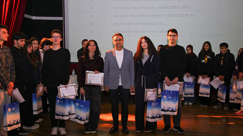 İzmir, Ege Bölgesi bilgi yarışmasında şampiyon oldu: 